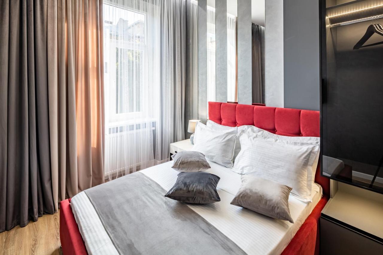 Alfa Apartments 3-Кімнатна Lux-Квартира У Центрі Львова Exterior photo