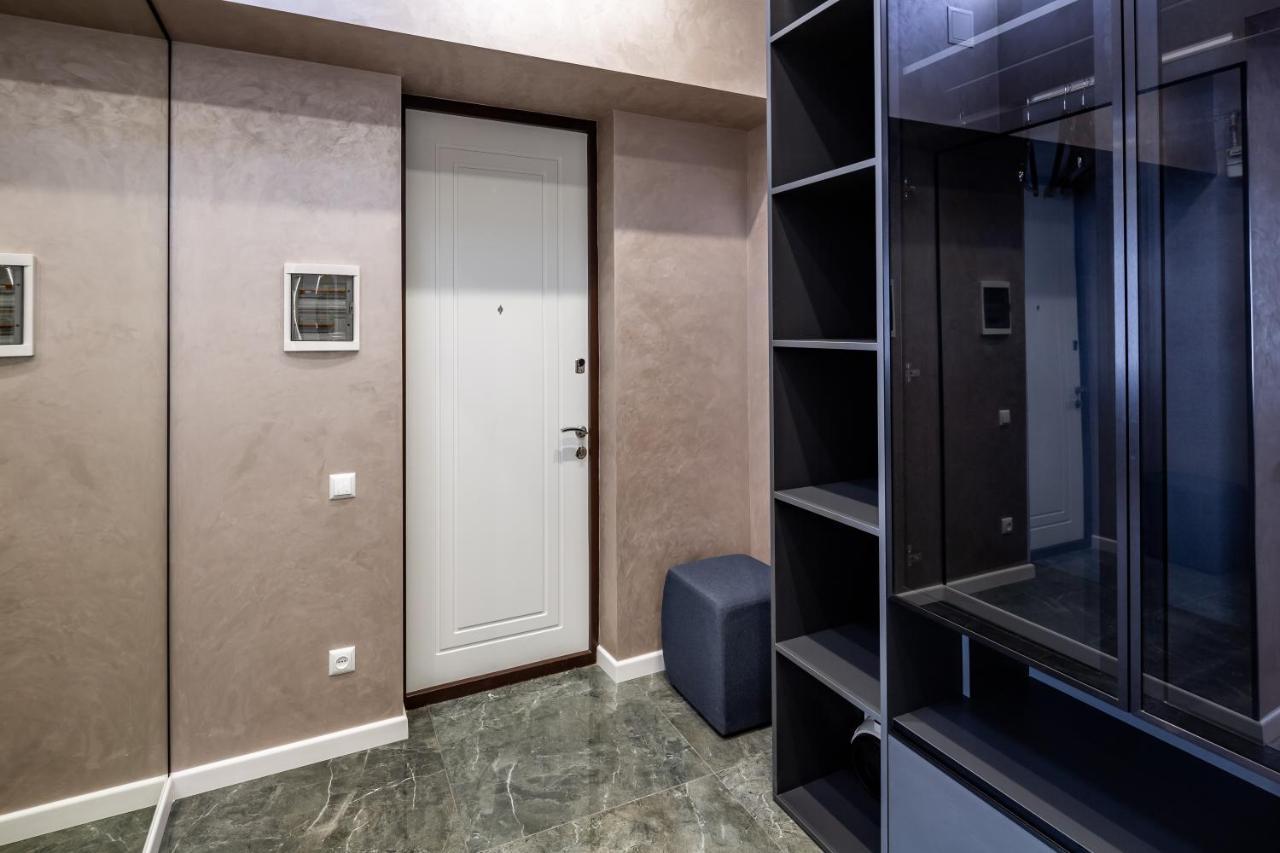 Alfa Apartments 3-Кімнатна Lux-Квартира У Центрі Львова Exterior photo