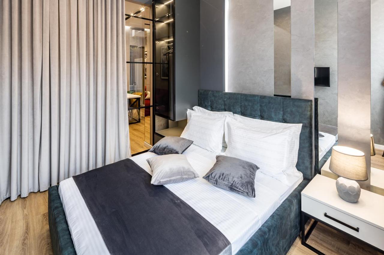 Alfa Apartments 3-Кімнатна Lux-Квартира У Центрі Львова Exterior photo